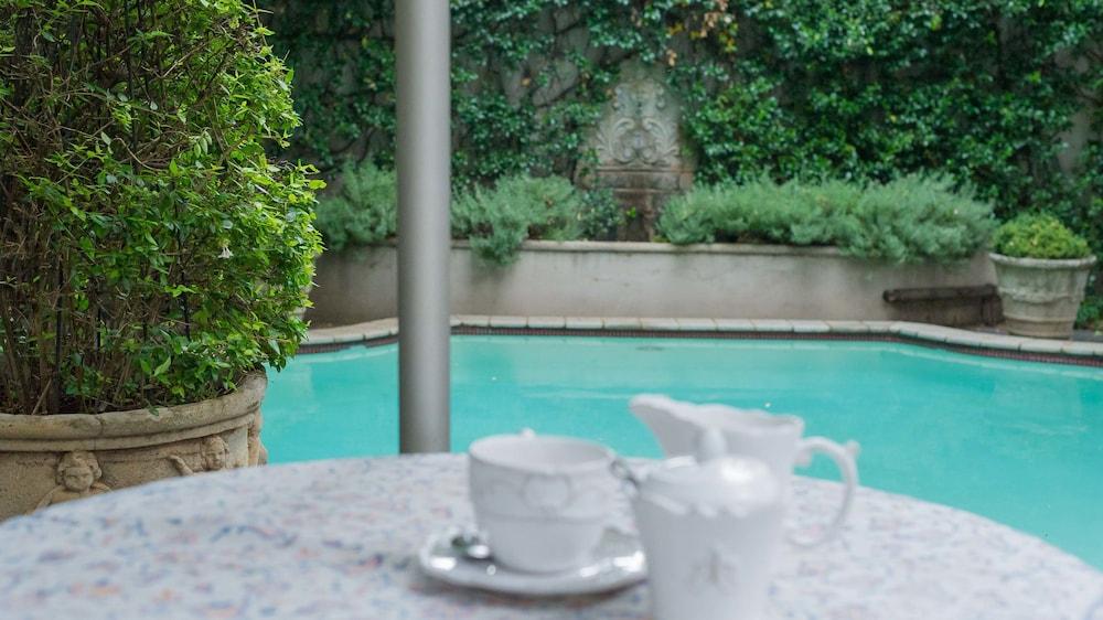 Hotel Osborne House Pretoria-Noord Exteriér fotografie
